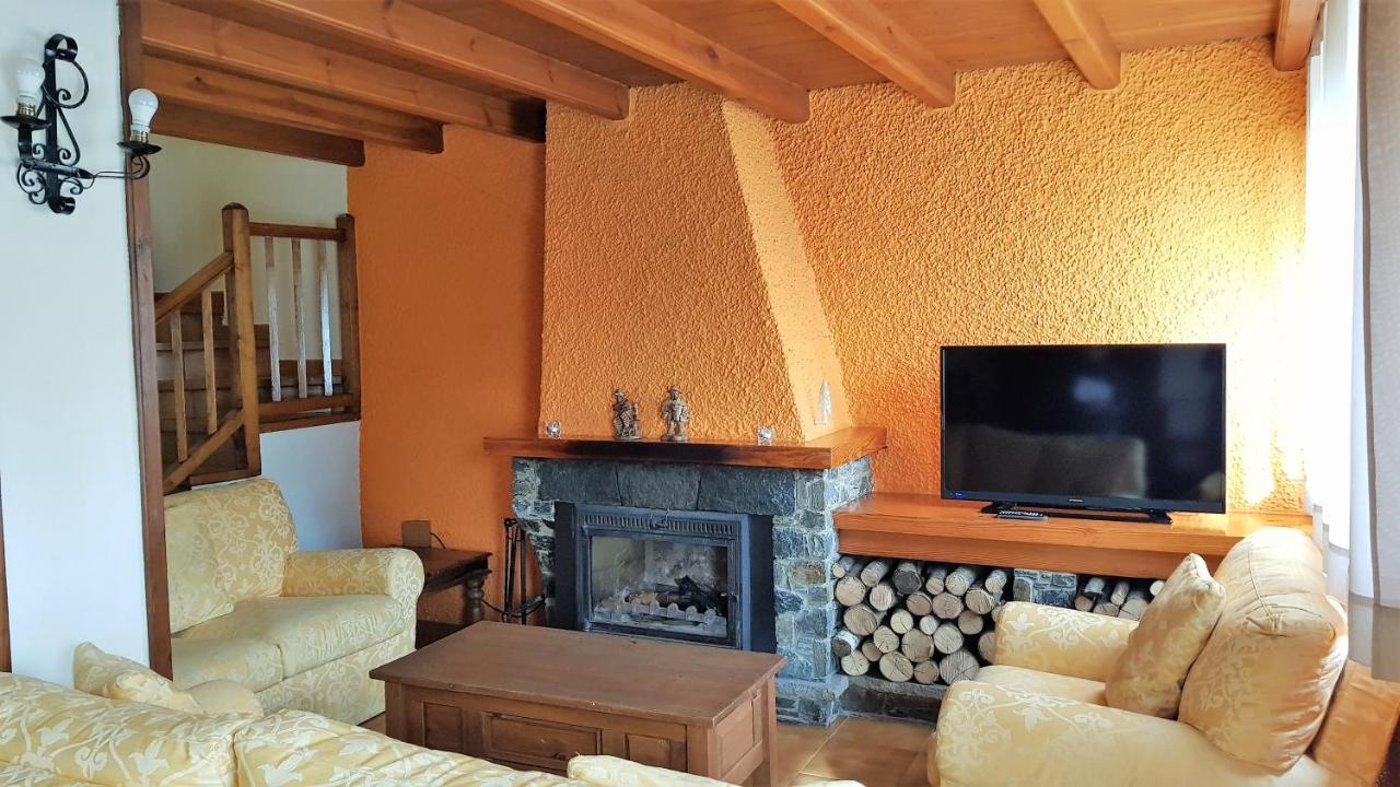 Apartamentos Rurales Les Barnedes Molló Zewnętrze zdjęcie
