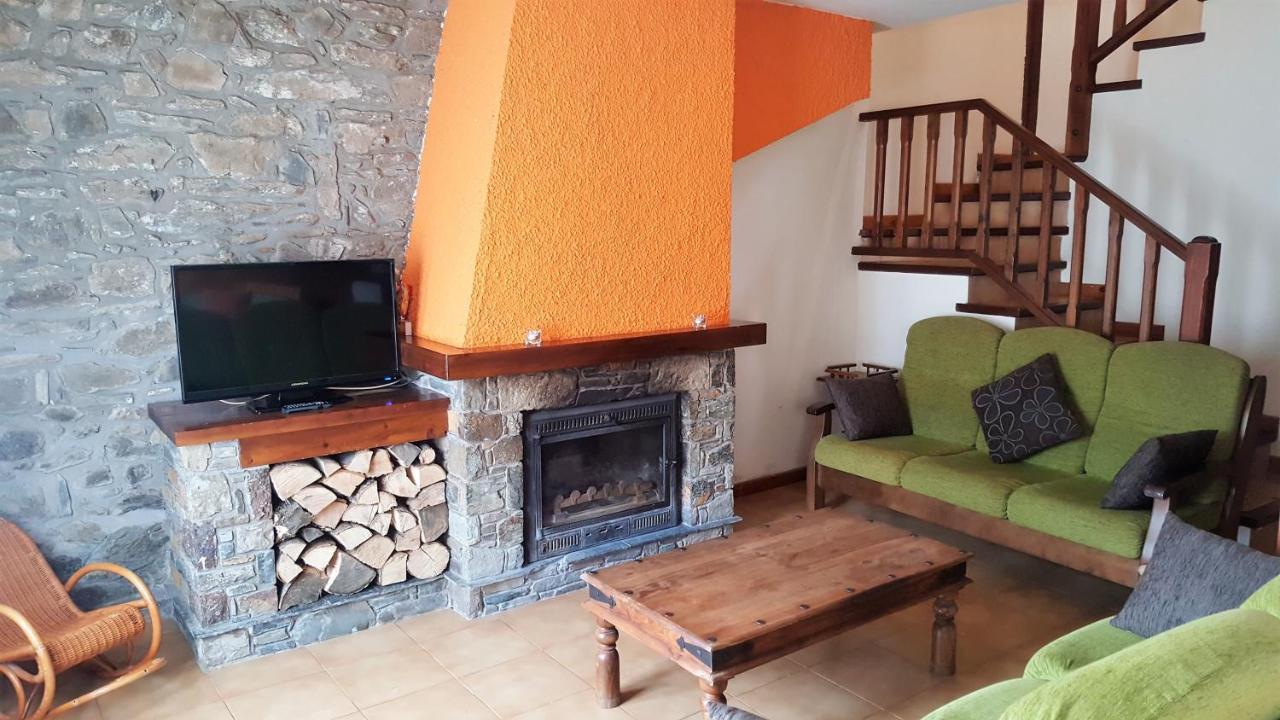Apartamentos Rurales Les Barnedes Molló Zewnętrze zdjęcie